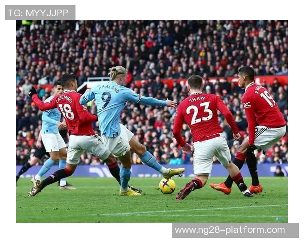 欧联杯激战回顾AC米兰与曼联1比1平局绝杀瞬间引发全场狂欢