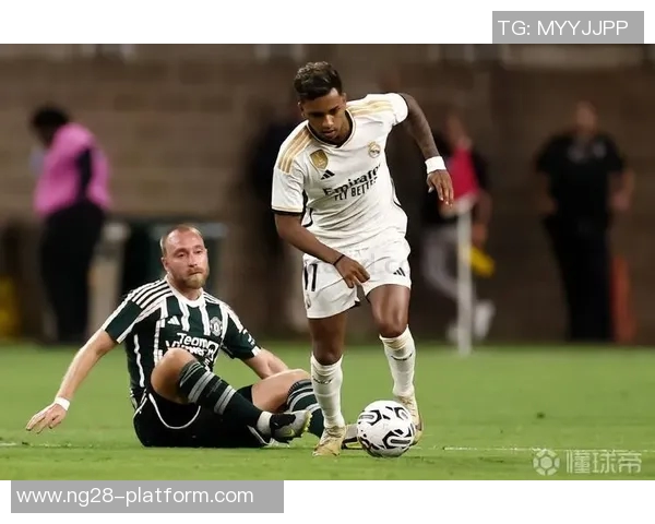 波尔图与皇马友谊赛战平绝杀时刻引发全场热烈反响