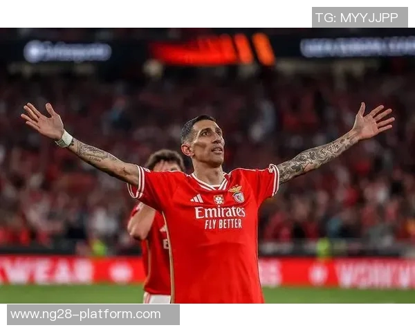 德甲精彩对决本菲卡逆转里昂全场沸腾转会传闻引关注