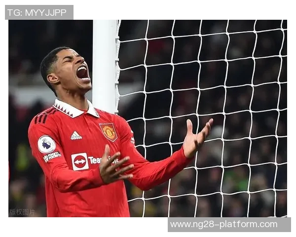 曼联逆转那不勒斯全场沸腾精彩瞬间回顾与战报分析